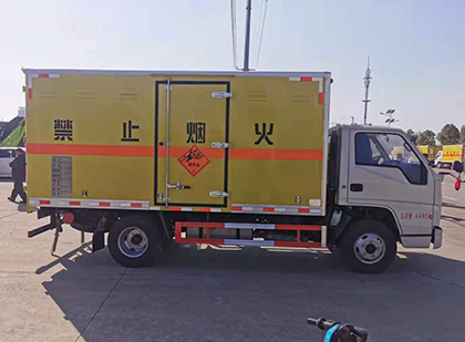 嘉定爆破器材运输车技术升级与安全合规新趋势